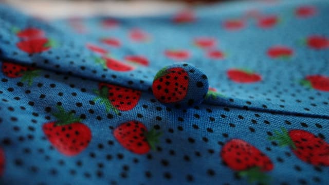 Strawberry Buttons